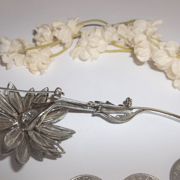VINTAGE Brooch, Vintage Flower Brooch, Silver Flower Brooch, Brooch, Brooch 7744 - Picture 8 of 10